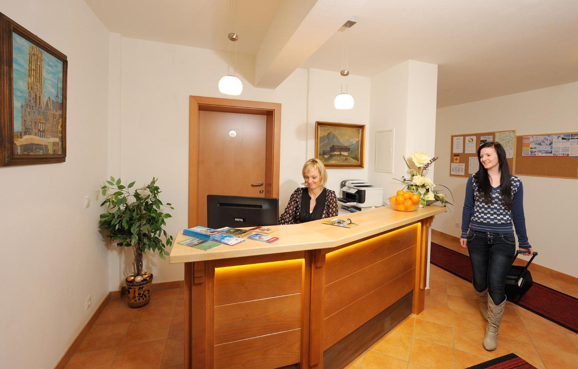 Werfenerhof Hotel ภายนอก รูปภาพ